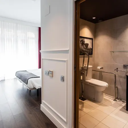 Trueba 2* سان سيباستيان