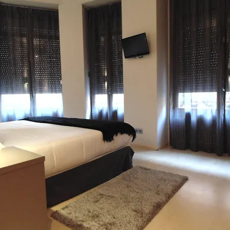 Trueba Hotel