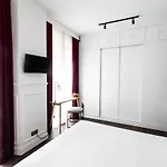 Otel Trueba 2*