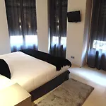 Otel Trueba 2*