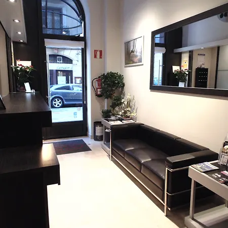 Ξενοδοχείο Trueba 2*